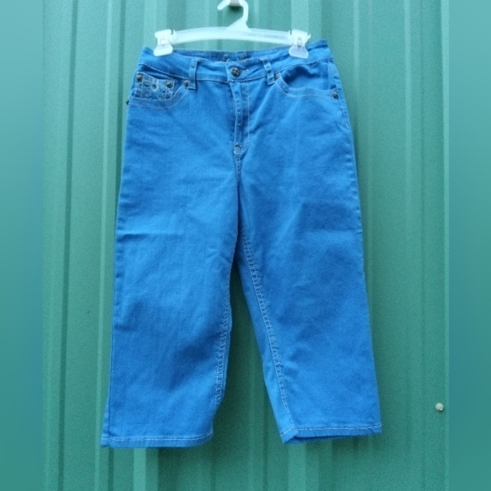 Women's Royal Premium Cropped Blue Jeans Embelleshed Size 10